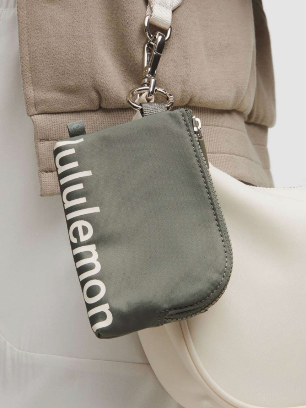 Lululemon Clippable Card Pouch - Picture 3 of 6